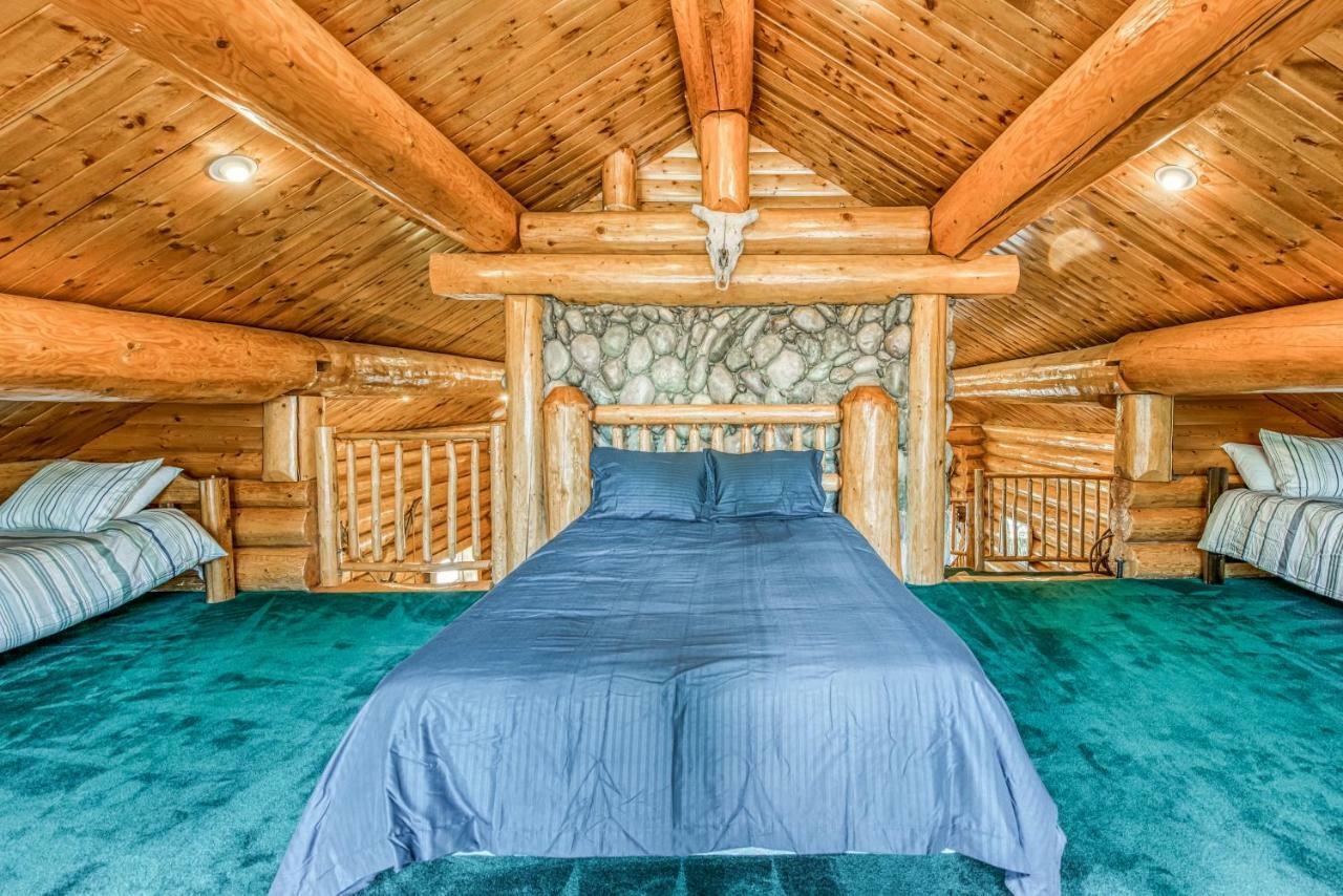 Vienna Villa - 3 Bed 3 Bath Vacation Home In Shaver Lake Exterior photo